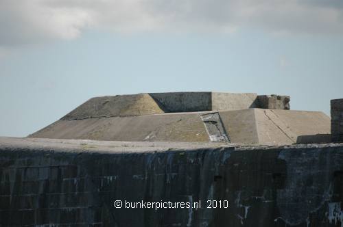 © bunkerpictures -  Flak emplacement